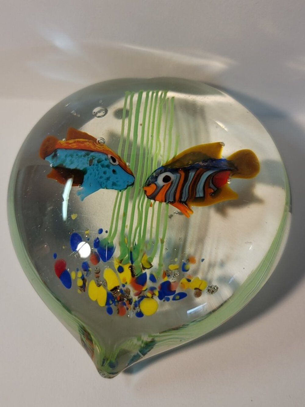 Vintage Murano Glass Aquarium Heart Shaped Paperweight - Picture 5 of 11
